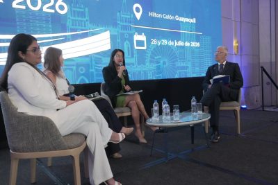 Panel con Ministra de Educación USA TRADE Connect